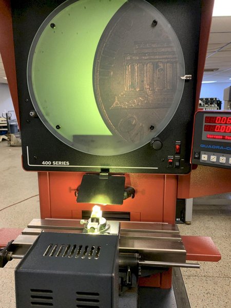 16&quot; STARRETT Model HB400 Horizontal Bench Top Optical Comparator, S/N 51293.