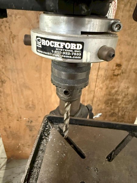 DAYTON 3Z19E 17″ DRILL PRESS USED