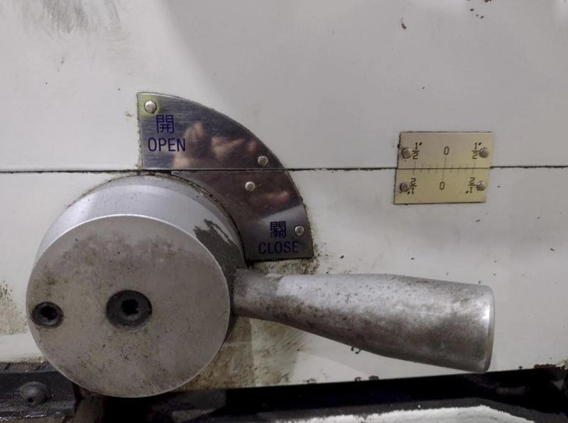 35" X 120" WILLIS PK35 HOLLOW SPINDLE ENGINE LATHE 10" HOLE. STOCK # 0547226