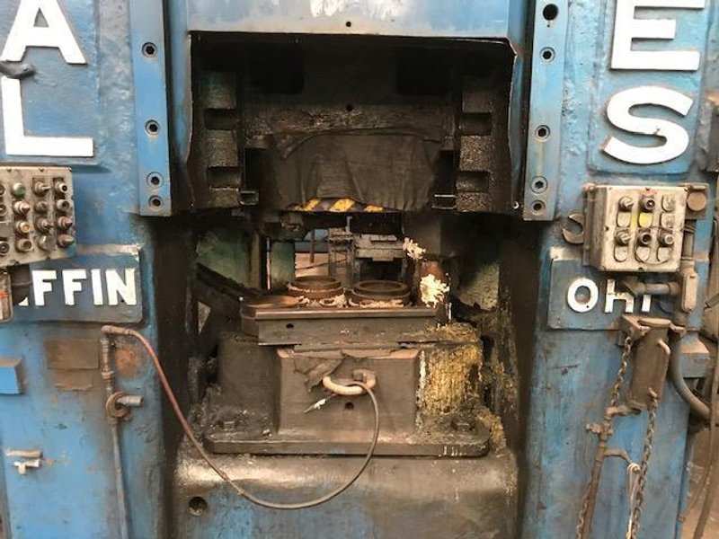 2000 Ton National Maxi Press