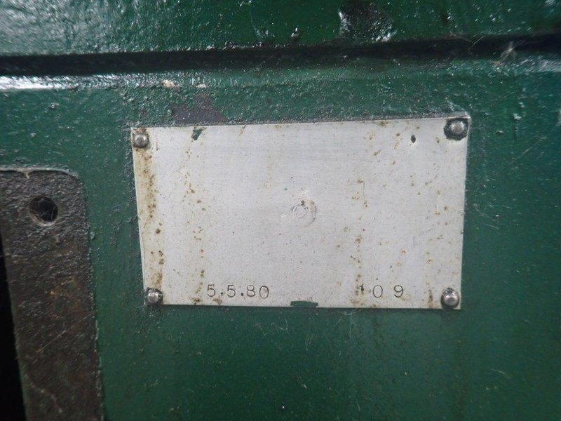 THE LEWIS MACHINE CO. WIRE STRAIGTENER &amp; CUT OFF  -  2CG