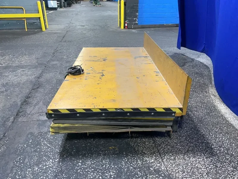 ECOA INDUSTRIAL PRODUCTS 4000 LBS LIFT TABLE  -  HTTDW-040-45-96048