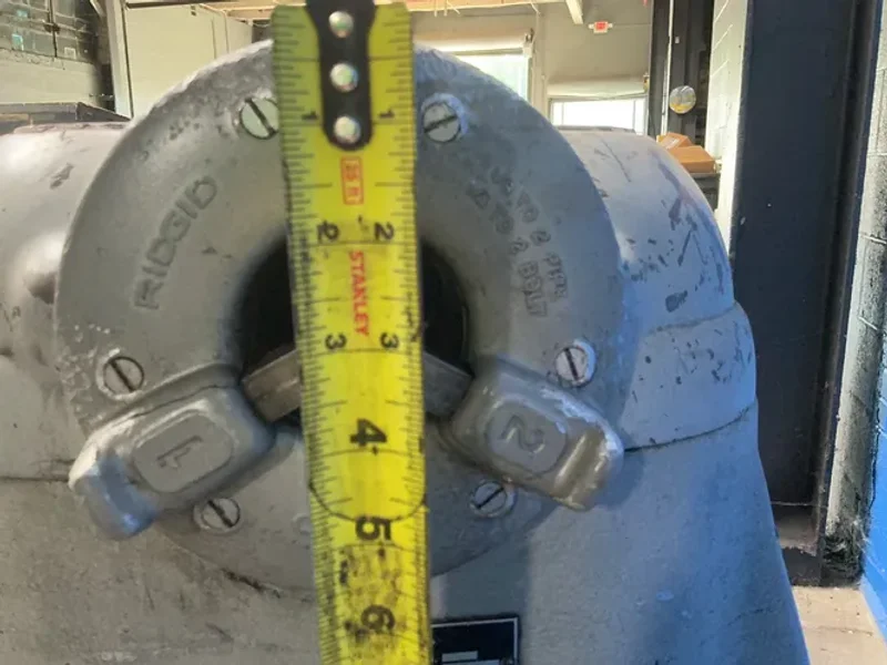 RIDGID 2” PIPE THREADER  -  535