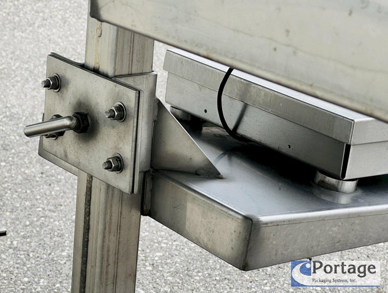 Heinzen Manufacturing  |  2720 Manual Produce Packing Table w/ Dual Scales