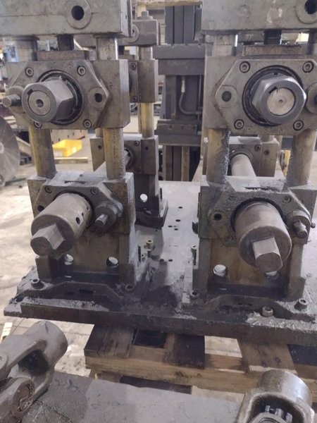 2 STAND x 2&quot; YODER UNIVERSAL DRIVE ROLLFORMER: STOCK #23430