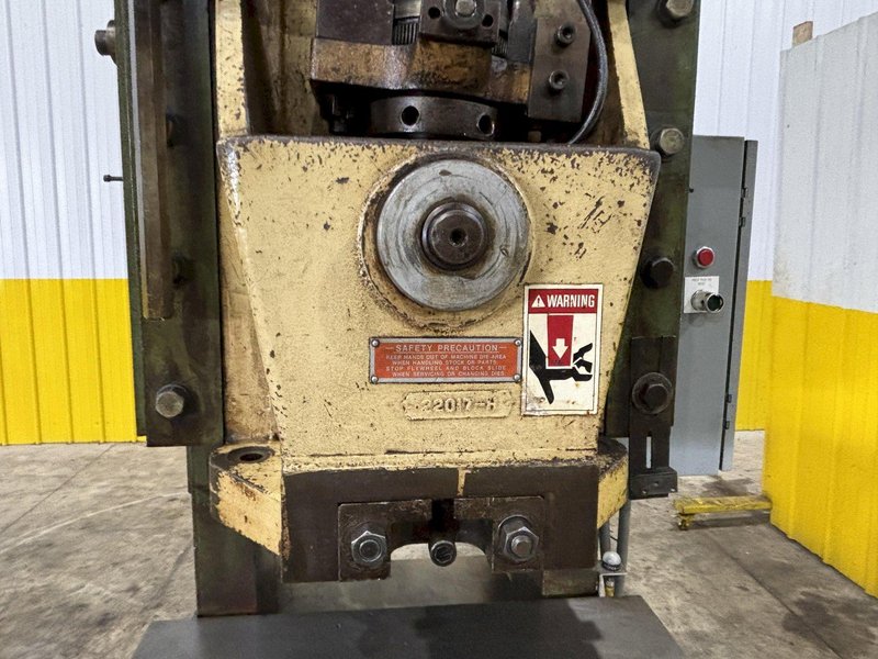 60 TON TORC-PAC USI CLEARING OBI PRESS 6" STROKE: STOCK #22823