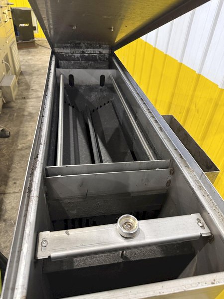 24" W X 10" H MIDBROOK MODEL #CYCLONE W/R/B0 STAINLESS STEEL BELT STYLE PARTS WASHER 2011: YOBRO #24811