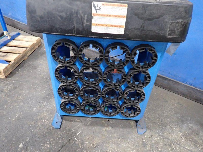 FINN POWER CRIMPING MACHINE  -  32