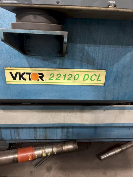 22" X 120" VICTOR (2002) MODEL #22120-DCL CNC LATHE: STOCK #18686