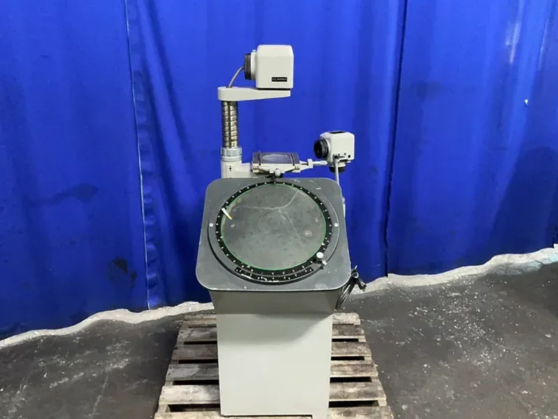 Mitutoyo 14" Optical Comparator - Pv-350