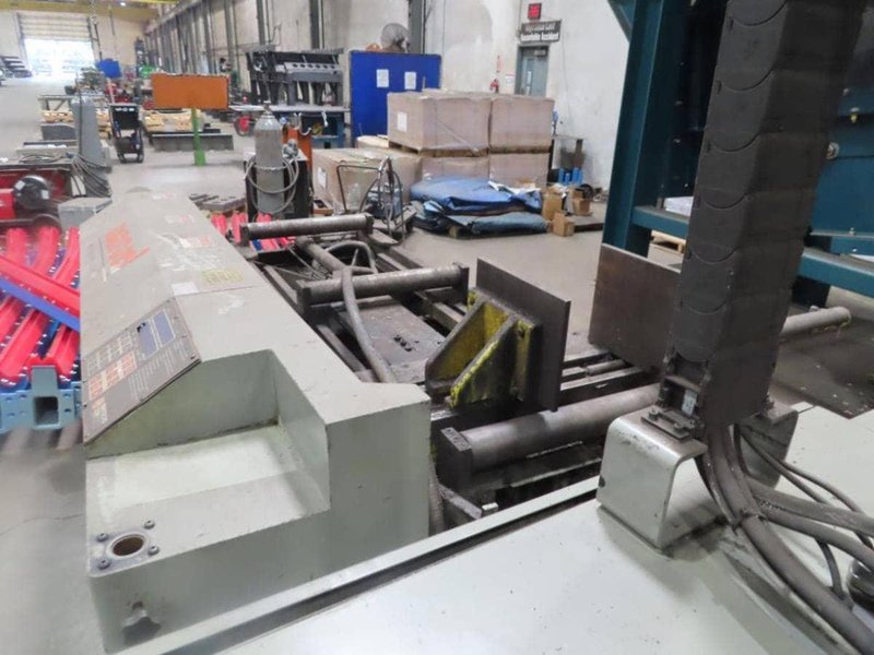 Marvel 2125A-PC60 Automatic Vertical Tilt-Frame Bandsaw, 2006