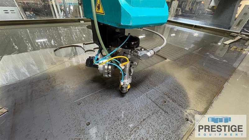 Flow Mach 500 4020 XD 6&#039;5&quot; x 13&#039;  CNC Water Jet Cutting System