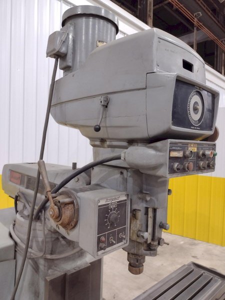 4 HP BRIDGEPORT SERIES II VERTICAL MILLING MACHINE: STOCK #20606