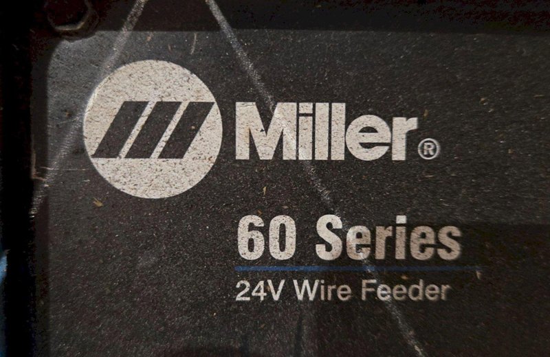 MILLER CP-302 MIG WELDER WITH 60 SERIES 24V WIRE FEEDER USED