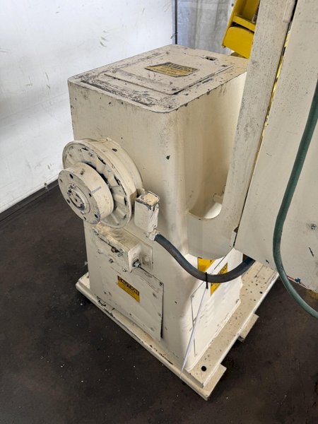 5,000 LB X 24&quot; COOPER WEYMOUTH PETERSON UNCOILER. STOCK # 0235225.