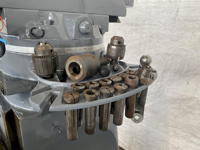 2 HP PILGRIM INDUSTRIES VERTICAL MILL. STOCK #0742922.