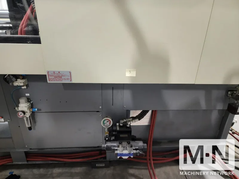197 TON 8.5 OZ NISSEI MODEL FNX180IIIA-25A INJECTION MOLDING MACHINE MFG 2016 WITH LOW HOURS