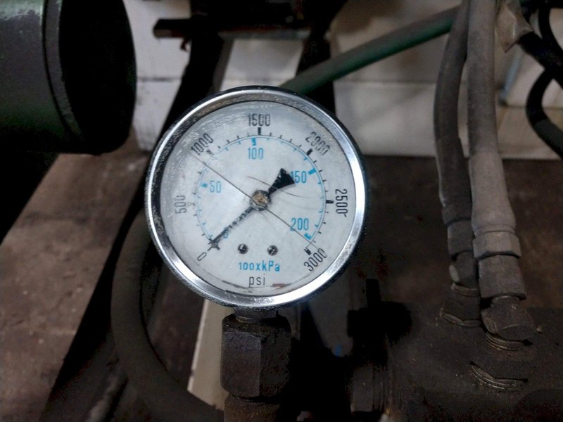 20,000 LB 10 TON X 36&quot; IOWA PRECISION MODEL #UCR20-36 MOTORIZED UNCOILER COIL REEL STOCK #3187