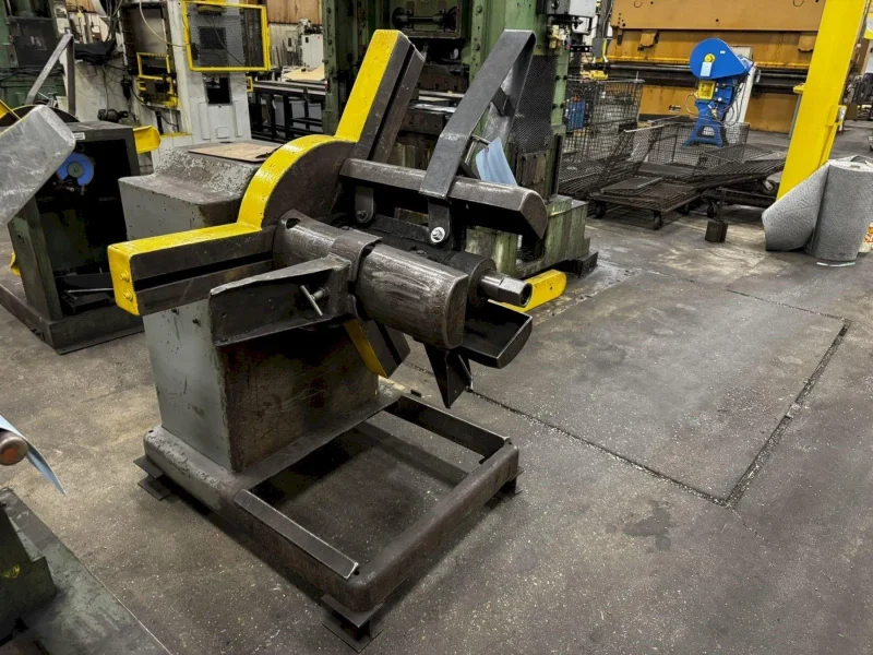 4,000 LB X 18" AMERICAN MODEL 60 UNCOILER: YOBRO #23927