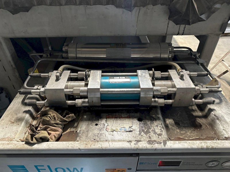 2012 Flow Mach 3 4020B Waterjet Cutting System (#5860)