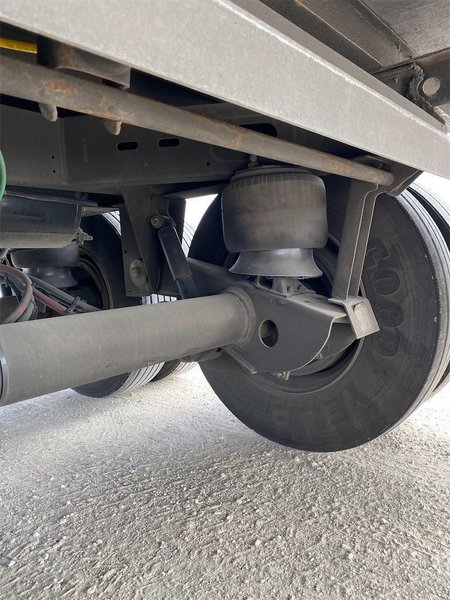 2024 Vanguard 53 x 102 5V8VC5327RM402432