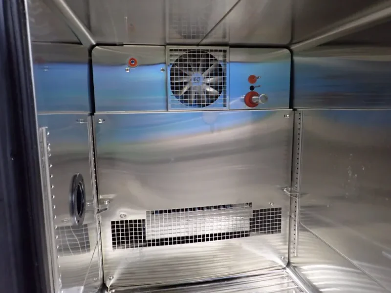 ESPEC 20" X 14" X 22" ENVIROMENTAL TEST CHAMBER   -  BTL-433