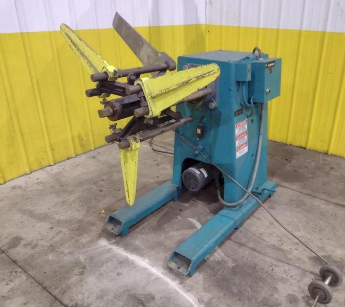 4,000 LB X 16" DURANT MODEL #MD-401-M MOTORIZED UNCOILER COIL REEL. STOCK # 0540326