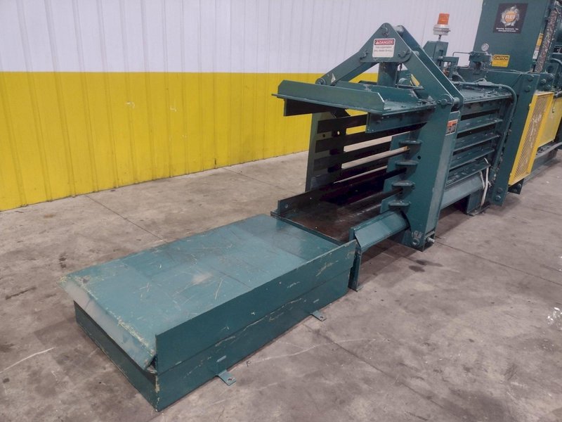 24" X 36" X 96" LONG AMERICAN MODEL #10447 HYDRAULIC HORIZONTAL BALER: YOBRO #24745