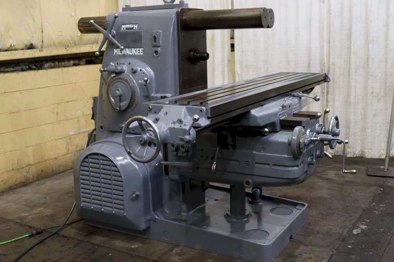 #5 KEARNEY &amp; TRECKER PLAIN HORIZONTAL MILL: STOCK #67028