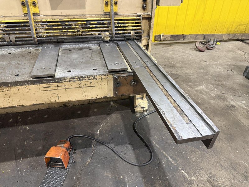 10' X 1/4" STANDARD INDUSTRIAL MODEL #AS250-10 HYDRAULIC POWER SHEAR: STOCK #23296
