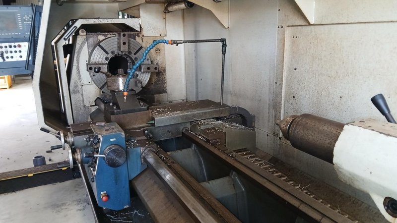 Weiler E70 x 3000, 2012 – CNC Lathe, Weiler Control, 8″ Spindle Bore, Chip Conveyor
