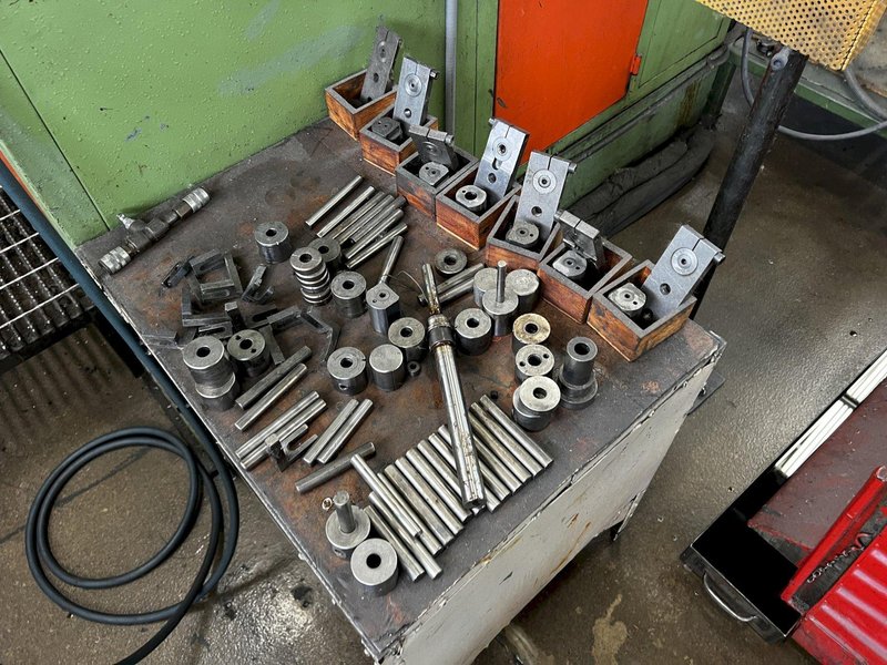 8mm Moroni Transfer Header Model MB/765