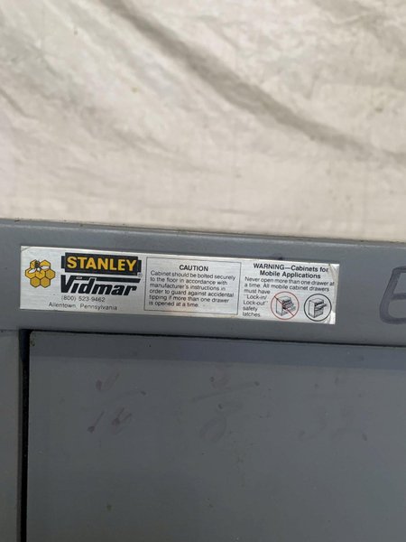 5-DRAWER STANLEY VIDMAR CABINET. STOCK # 0903524