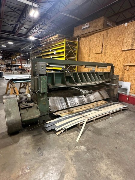 10 Gauge x 10′ Wysong 1010 Shear, 1956 – Backgauge