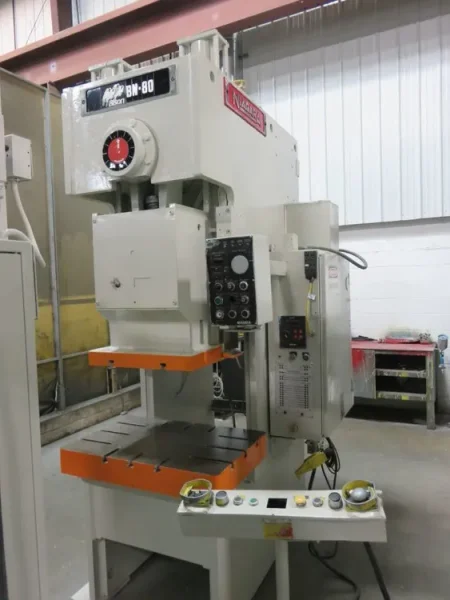 NIAGARA 88 TON BACK GEARED PRESS, STOCK# 13718T