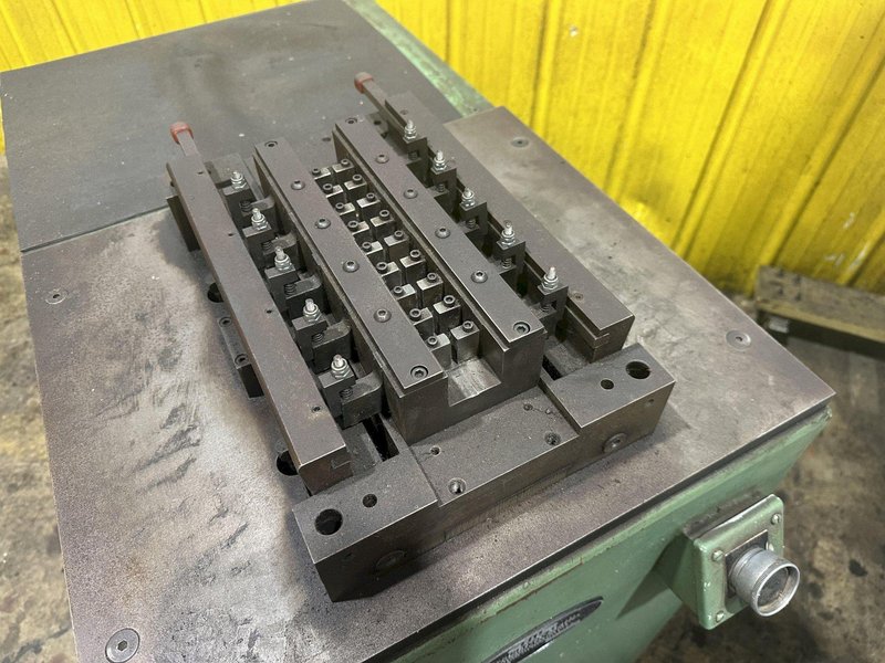 16" UTE "STRAIGHT-O-MATIC"  MODEL 250 BLADE &amp; PART CORRECTIVE STRAIGHTENER: STOCK #10122