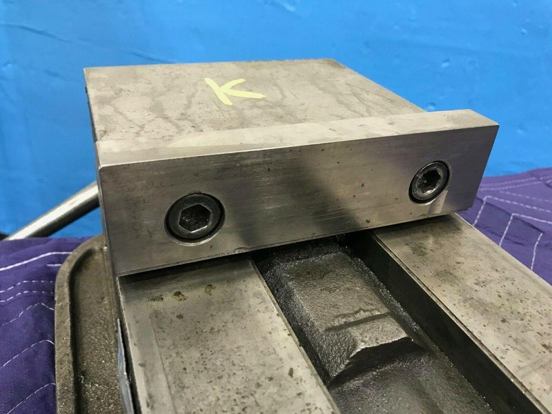 6" KURT ANGLOCK MODEL #D675 VISE: STOCK #73545