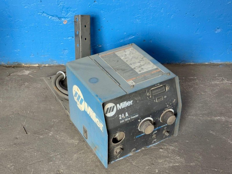Miller  Wire Feeder - 24a