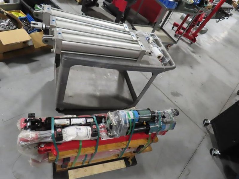 Hydraulic and Pneumatic Cylinders, Assorted- Auction Item