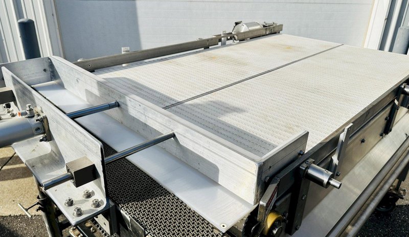 Burford Corp Model: SO72846  |   S.S. Bi-Directional Accumulation Table w/ 2-Motors