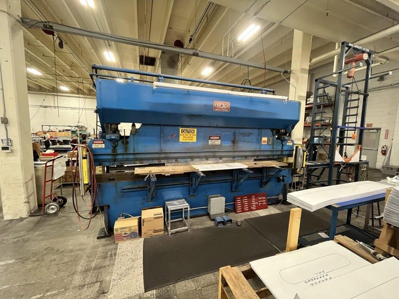 60/90 Ton Chicago Dreis &amp; Krump Press Brake, 1980