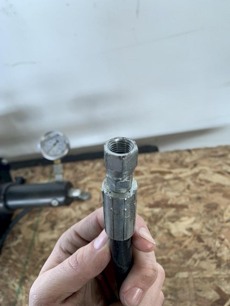 ENERPAC AHB34 AIR HYDRAULIC BOOSTER. STOCK #0364024