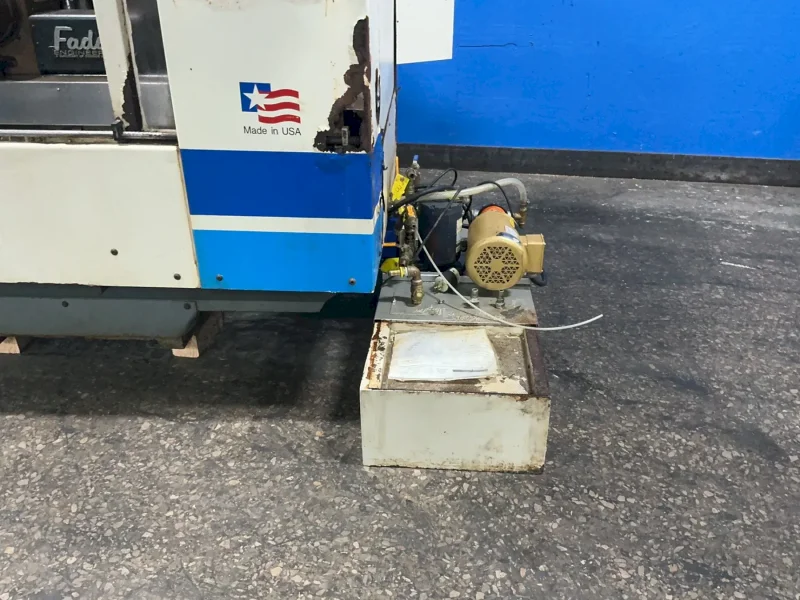 FADAL CNC VMC   -  904-11 / VMC 2016L