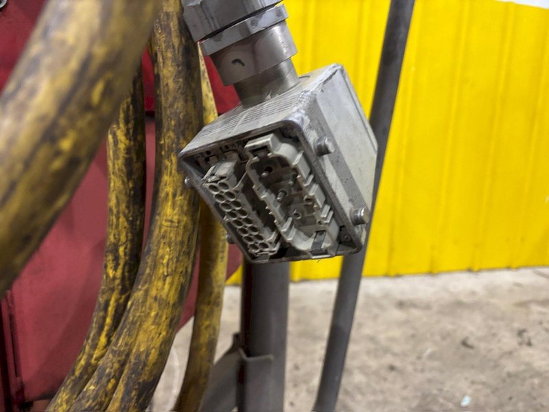 (4) 15,000 LBS ROTARY MODEL #HP415-100 HEAVY DUTY MOBILE COLUMN LIFT JACKS: YOBRO #24468