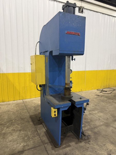 HANNIFIN F-250-22-PB-3+4 C-FRAME HYDRAULIC PRESS: YOBRO #24741