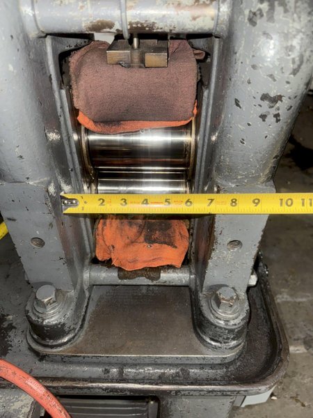 6&quot; WIDE X 4&quot; DIAMETER 2-HI STANDARD AMERICAN POWERED ROLLING MILL. STOCK # 0885925