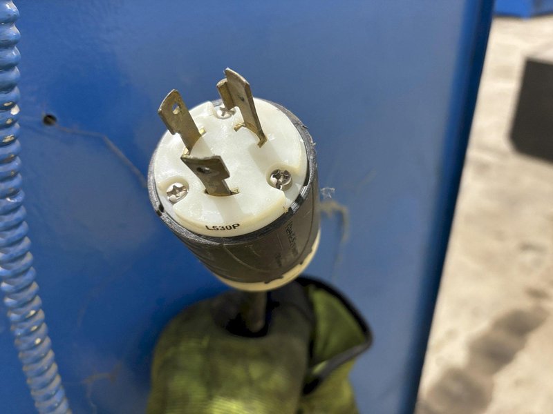 550 DEGREE X 18" X 18" BLUE M MODEL #OV-18A ELECTRIC OVEN: STOCK #21066