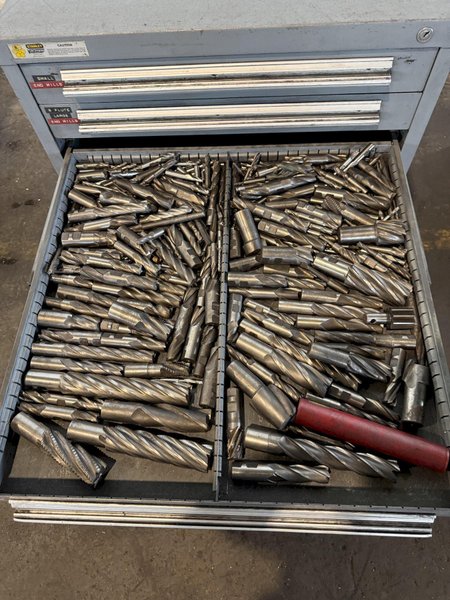 5 DRAWER STANLEY VIDMAR CABINET. STOCK #0542526