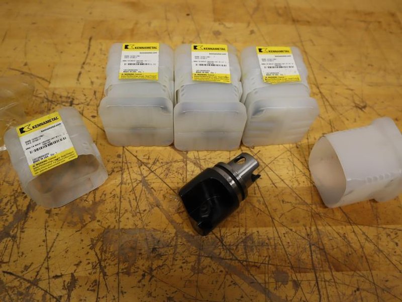 Kennametal DWG 1075517R01 KM40 # 2 Grooving Heads (4pcs), Fit on KM-LOC Quick Change Tool Holders *** All New In Packages***- Auction Item