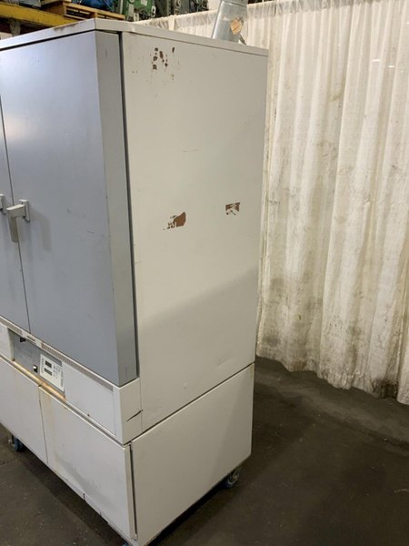500 DEGREE X 18 CUBIC FT DESPATCH LAC SERIES OVEN: STOCK #81213